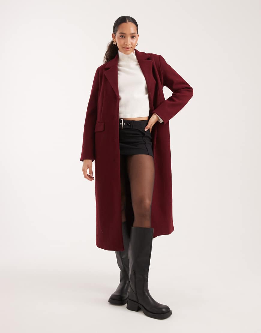 Pieces - Eleganter Maxi-Mantel in Burgunderrot von Pieces
