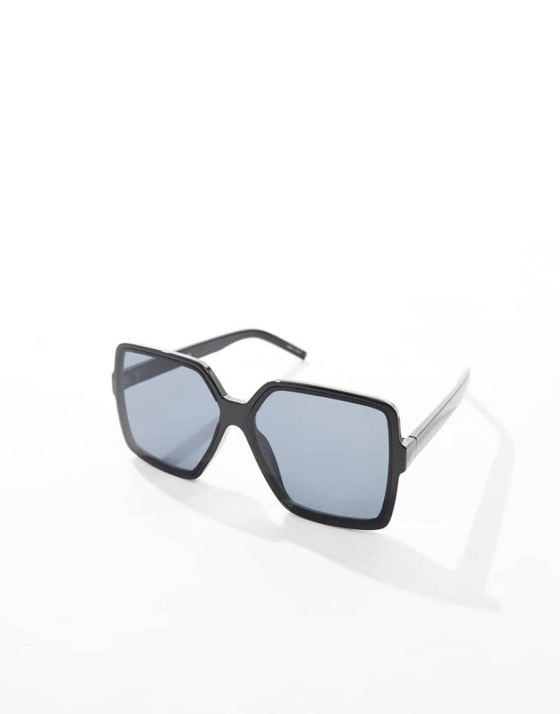 Pieces - Große Sonnenbrille mit schwarz getönten Gläsern und eckigem Gestell in Schwarz von Pieces