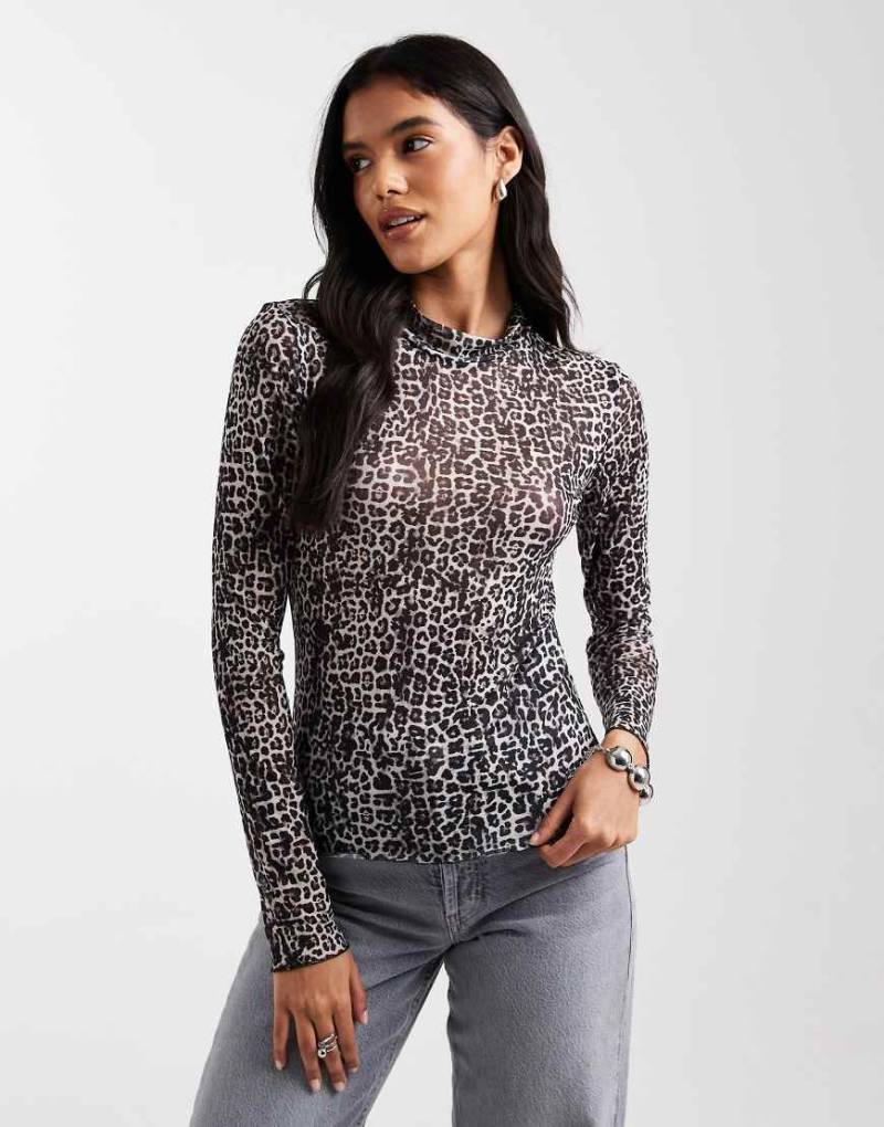 Pieces - Hochgeschlossenes Oberteil aus Netzstoff mit farblich abgestimmtem Animalprint-Bunt von Pieces