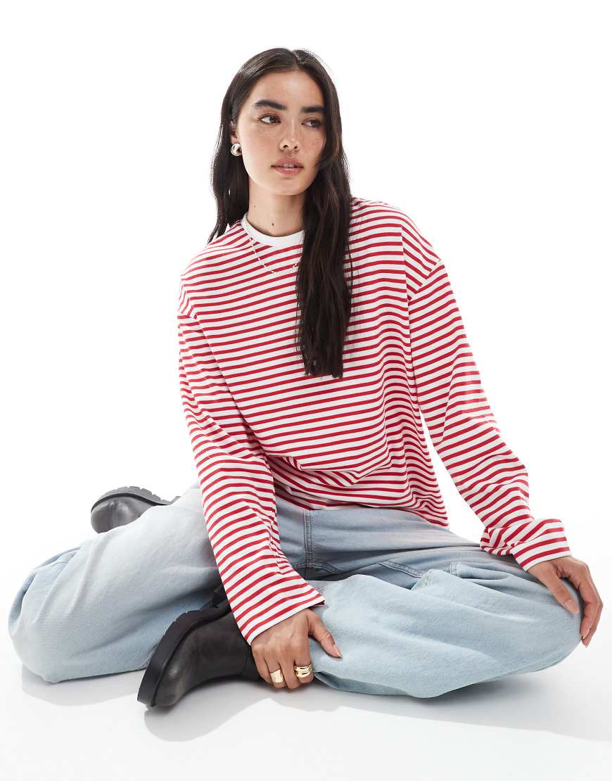 Pieces - Langärmliges, superweiches T-Shirt in gestreiftem Rot von Pieces