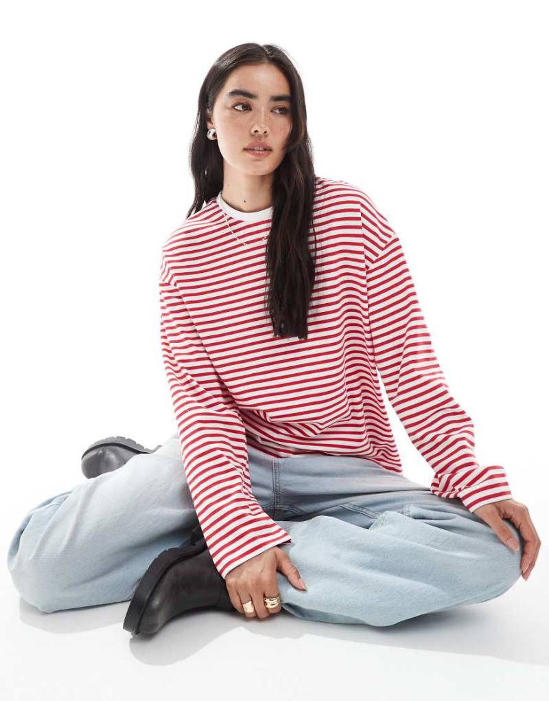 Pieces - Langärmliges, superweiches T-Shirt in gestreiftem Rot von Pieces