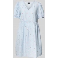 Pieces Loose Fit Freizeitkleid aus Viskose-Mix Modell 'FIONNA' in Hellblau, Größe M von Pieces