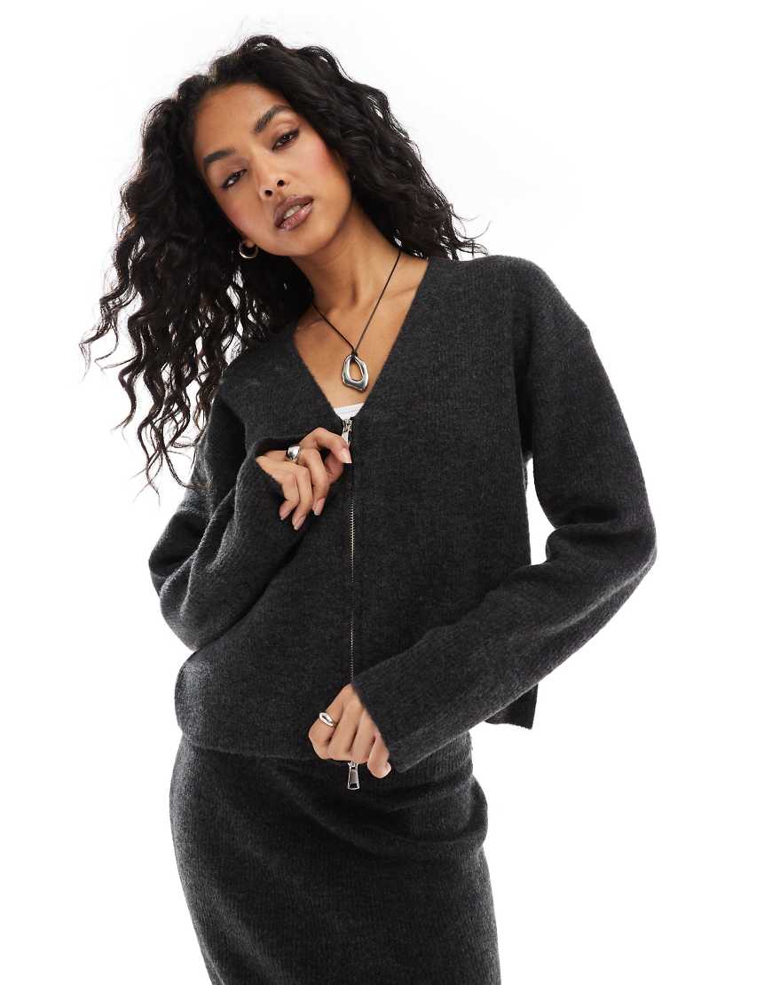 Pieces - Mix & Match - Strickjacke in Anthrazit mit V-Ausschnitt, Kombiteil-Grau von Pieces