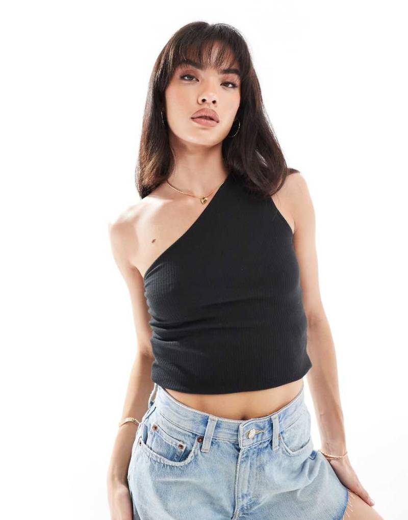 Pieces - Oberteil in Schwarz mit One-Shoulder-Träger Pieces - Oberteil in Schwarz mit One-Shoulder-Träger von Pieces