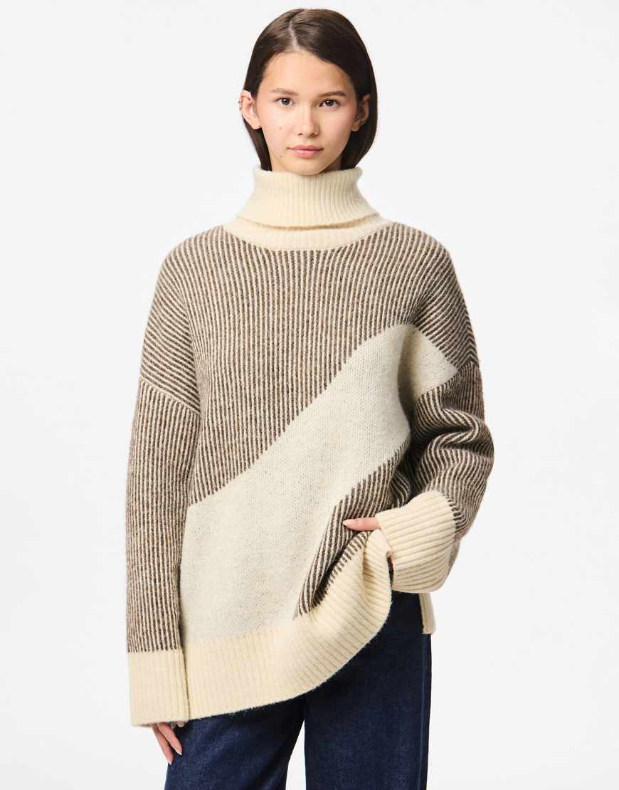 Pieces - Pullover in Morchelbraun-Brown von Pieces