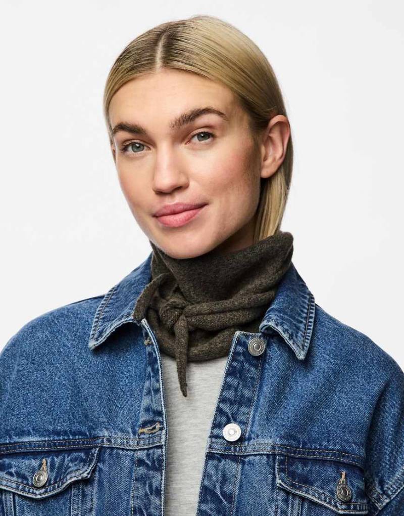 Pieces - Schal in Morchelbraun-Brown von Pieces