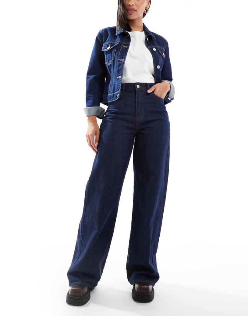 Pieces - Selma - Denim-Jeans in Dunkelblau mit hohem Bund und weitem Bein von Pieces