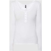 Pieces Serafino-Shirt mit Stretch-Anteil Modell 'Kitte' in Weiss, Größe S von Pieces