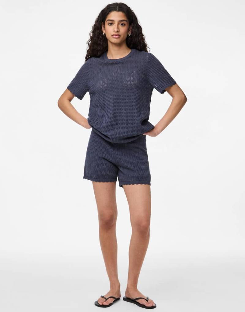 Pieces - Shorts in Blau von Pieces