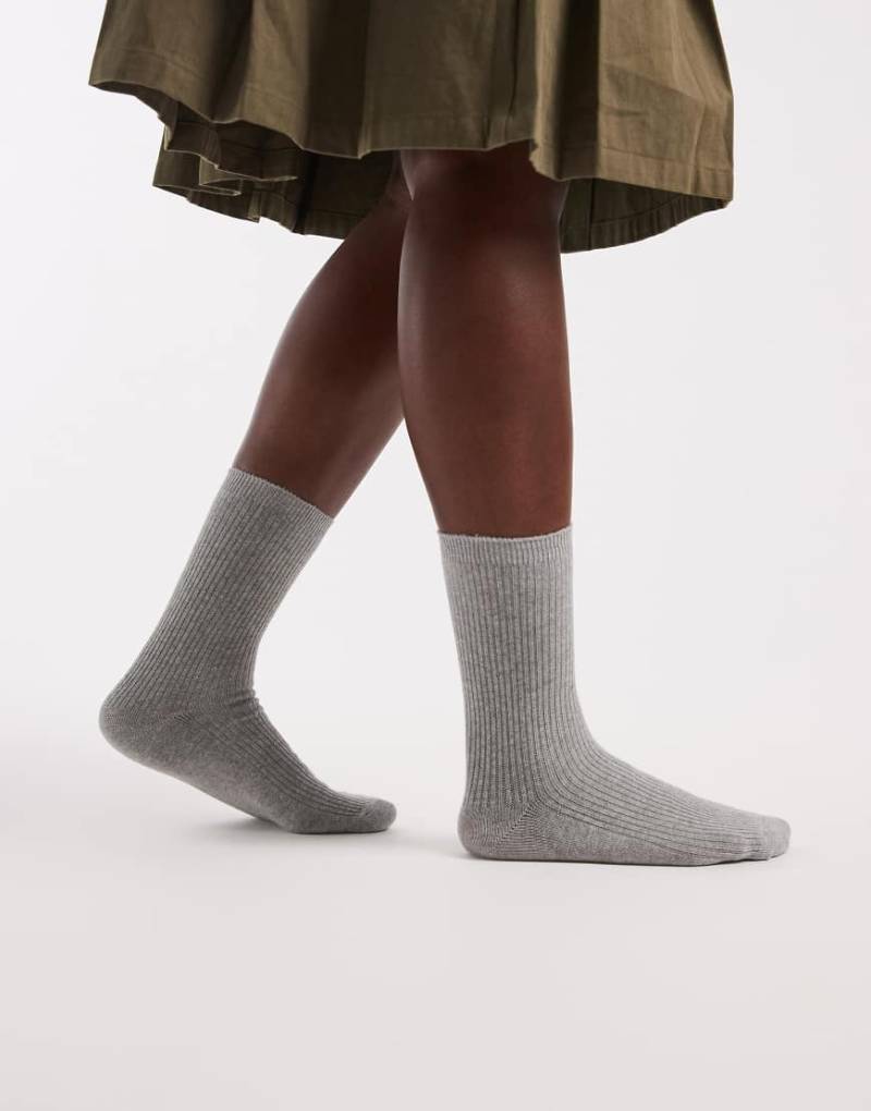 Pieces - Socken in Hellgrau meliert von Pieces