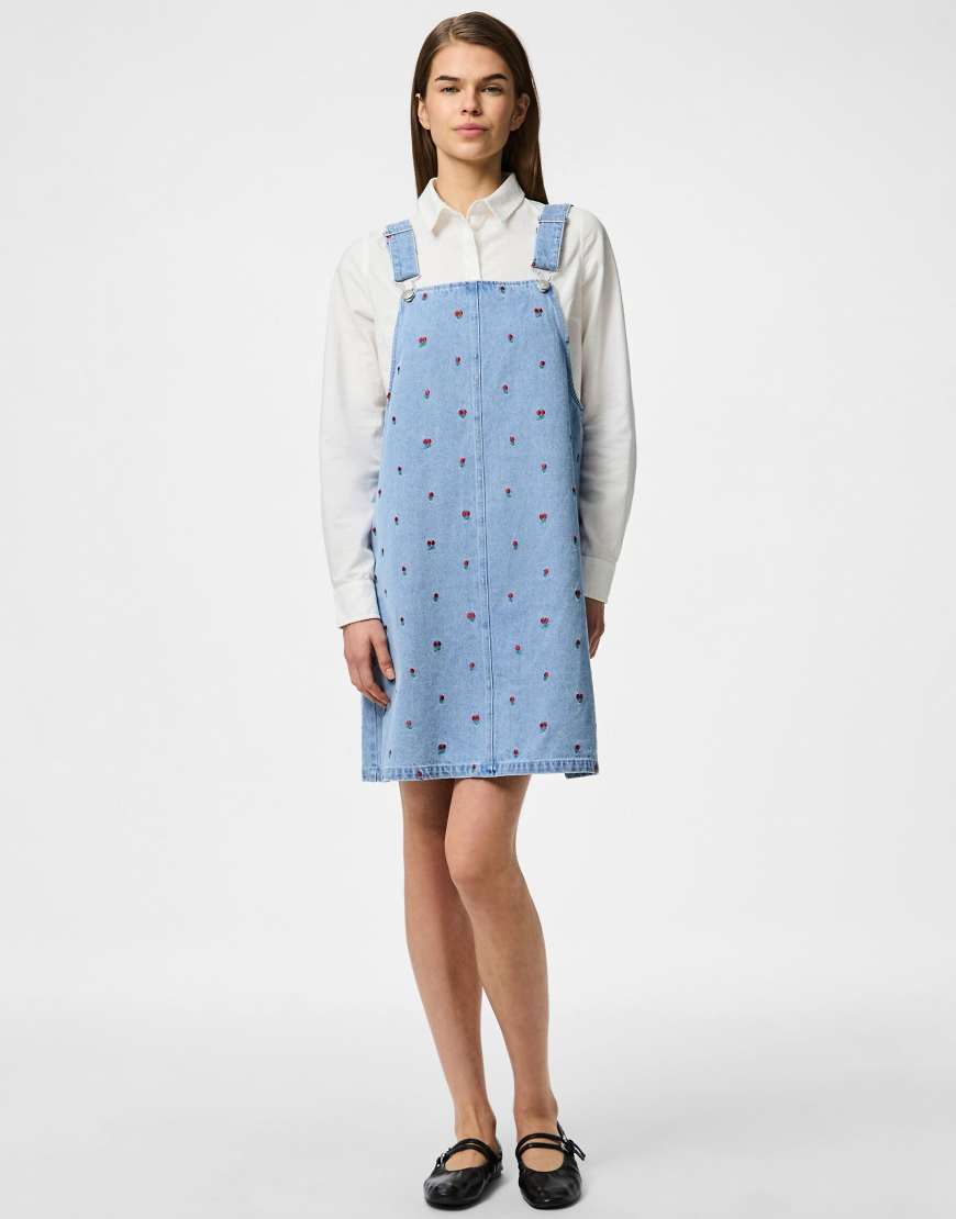Pieces - Spencer - Kleid aus Denim in Hellblau Pieces - Spencer - Kleid aus Denim in Hellblau von Pieces
