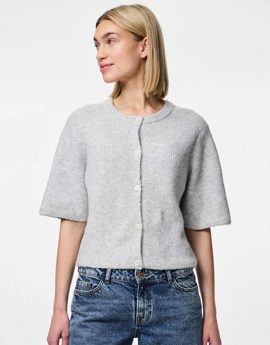Pieces - Strickjacke in Hellgrau meliert Pieces - Strickjacke in Hellgrau meliert von Pieces