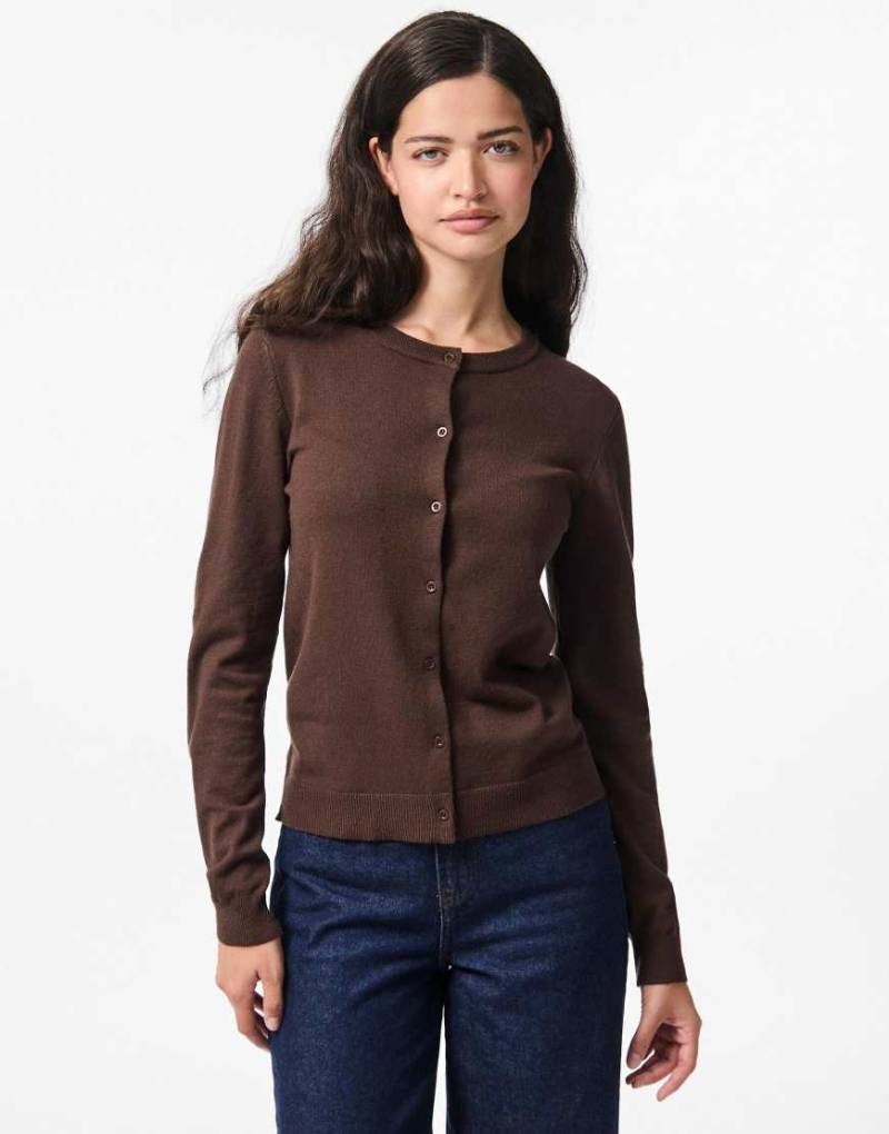 Pieces - Strickjacke in Hot Fudge-Brown von Pieces