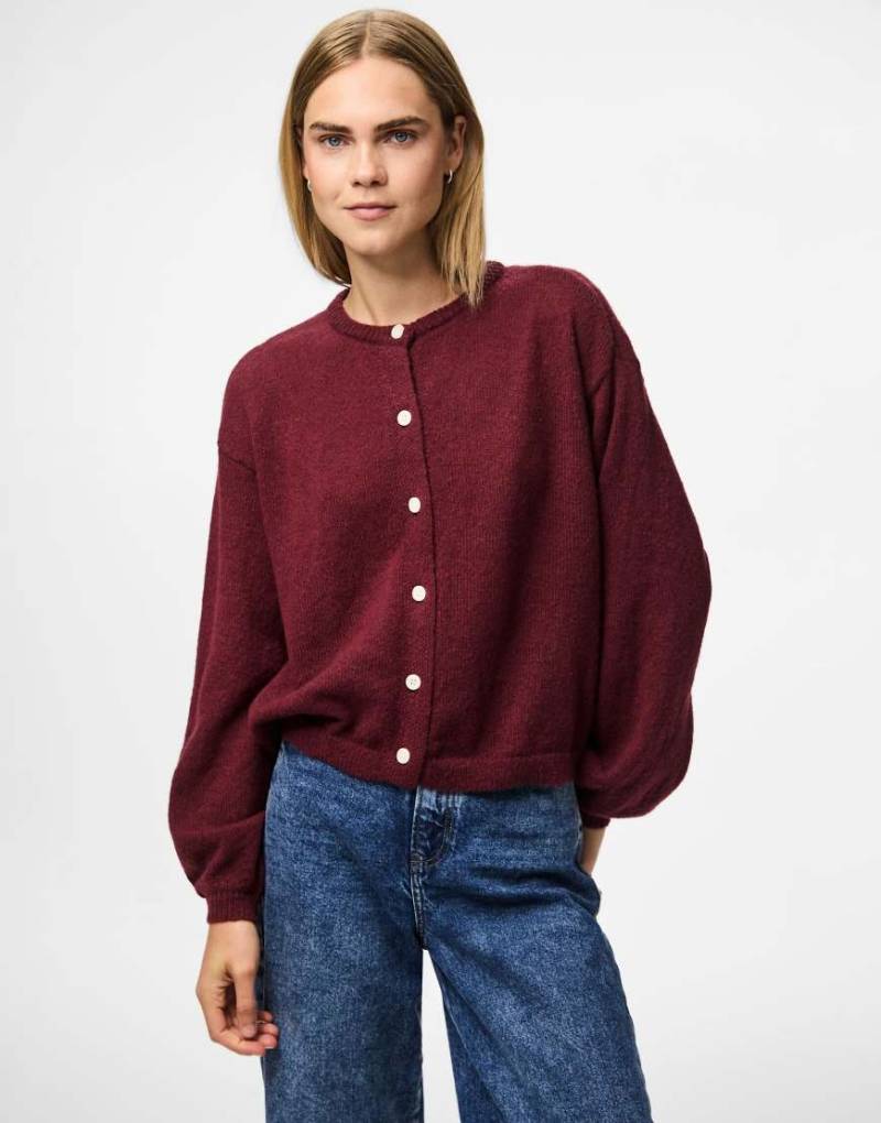 Pieces - Strickjacke in Rotbraun von Pieces