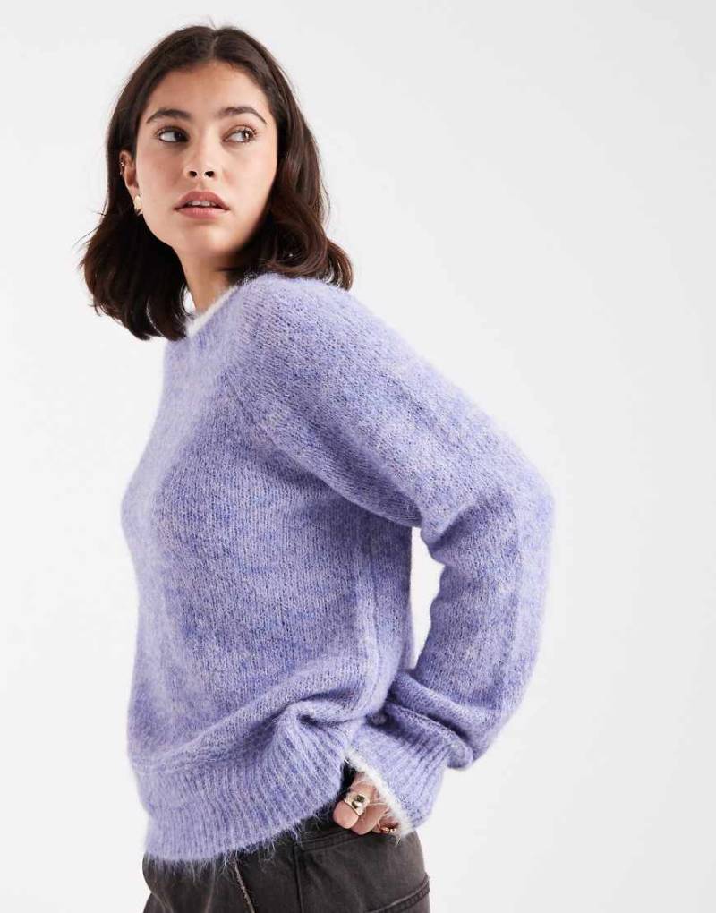 Pieces - Strickpullover in Blau mit kontrastierendem Rand Pieces - Strickpullover in Blau mit kontrastierendem Rand von Pieces