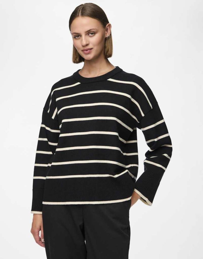 Pieces - Strickpullover in Schwarz von Pieces