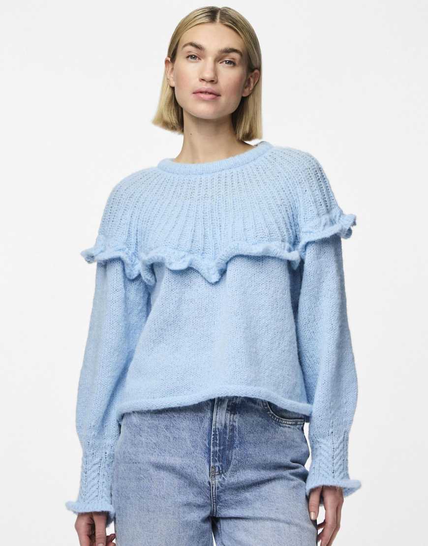 Pieces - Strickpullover in luftigem Blau Pieces - Strickpullover in luftigem Blau von Pieces