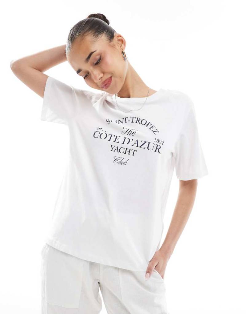Pieces - T-Shirt in Weiß mit „Côte d'Azur"-Print von Pieces