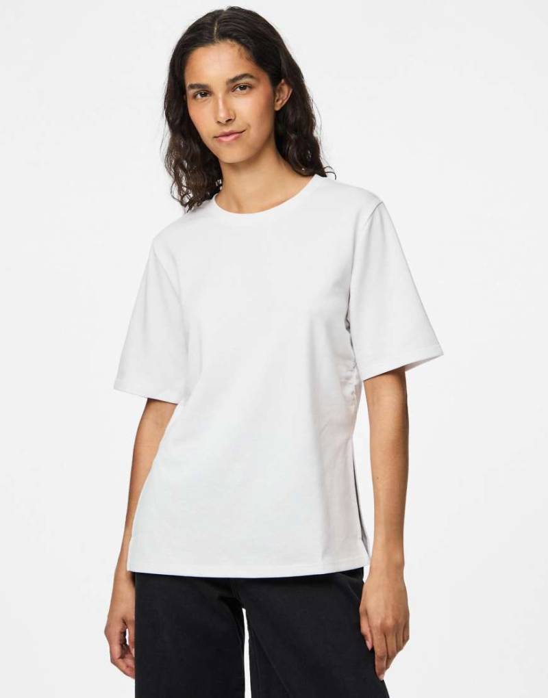 Pieces - T-Shirt in strahlendem Weiß von Pieces