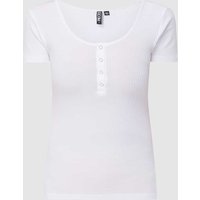 Pieces T-Shirt mit kurzer Druckknopfleiste Modell 'KITTE' in Weiss, Größe M von Pieces