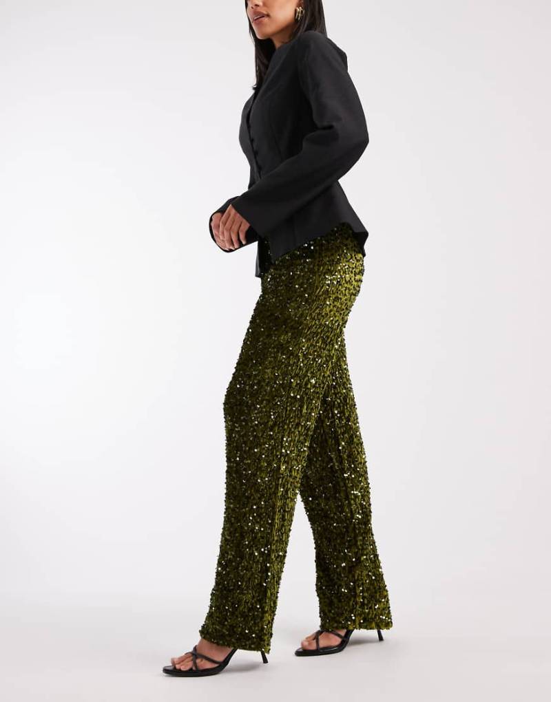Pieces - Velourshose in Olivgrün mit Pailletten und weitem Bein von Pieces