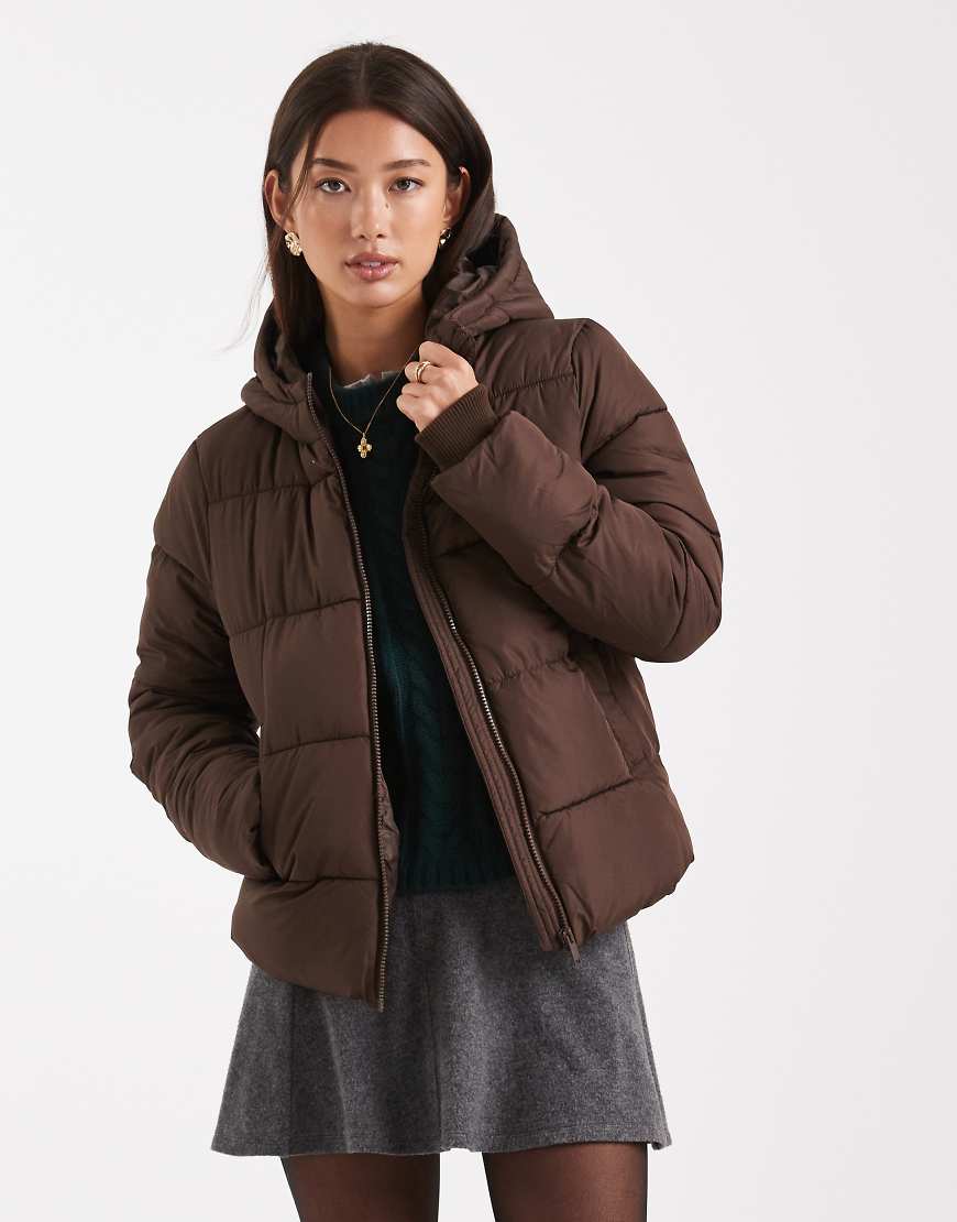 Pieces - Wattierter Mantel in Schokobraun mit Kapuze-Brown von Pieces