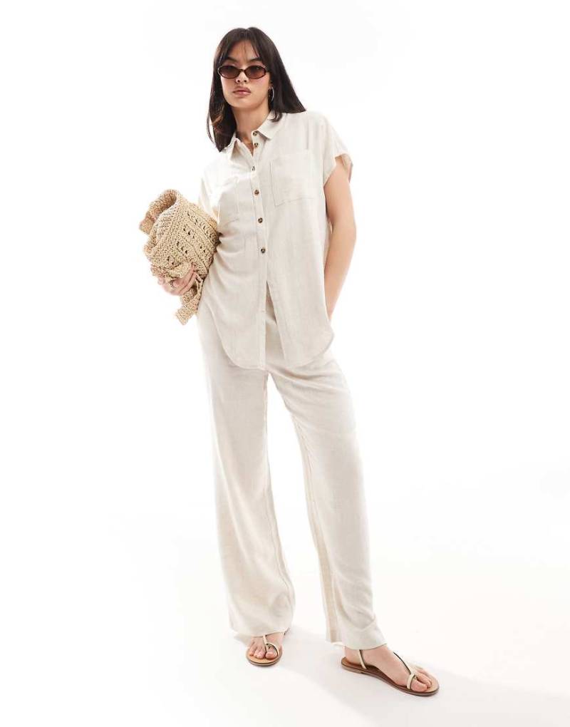 Pieces - Weit geschnittene Leinenhose in Creme, Kombiteil-Weiß von Pieces