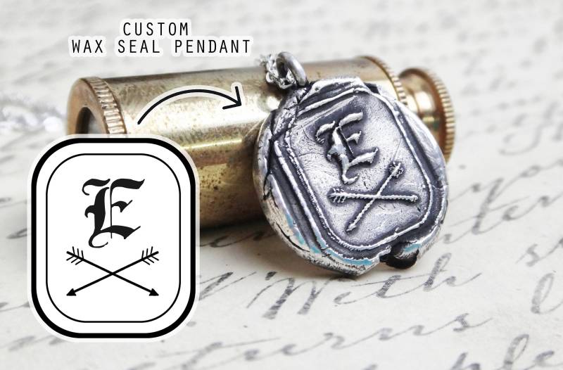 Benutzerdefinierte Wachs Siegel Halskette Familienwappen Anhänger Personalisierte Handschrift Familienerbstück Geschenk Für Braut Bräutigam Taufe Benutzerdefinierte Wachs Siegel Halskette Familienwappen Anhänger Personalisierte Handschrift Familienerbstück Geschenk Für Braut Bräutigam Taufe von PiecesOfII