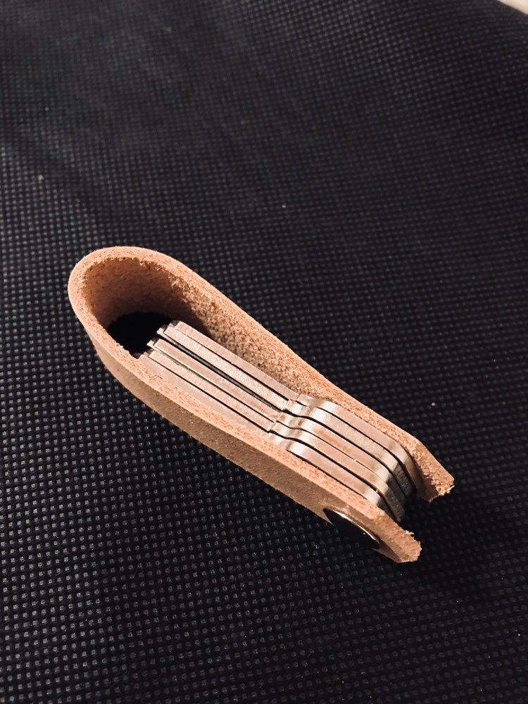 Tan Leder Schlüsselanhänger - Handgefertigt Tan Leder Schlüsselanhänger - Handgefertigt von PielSosa