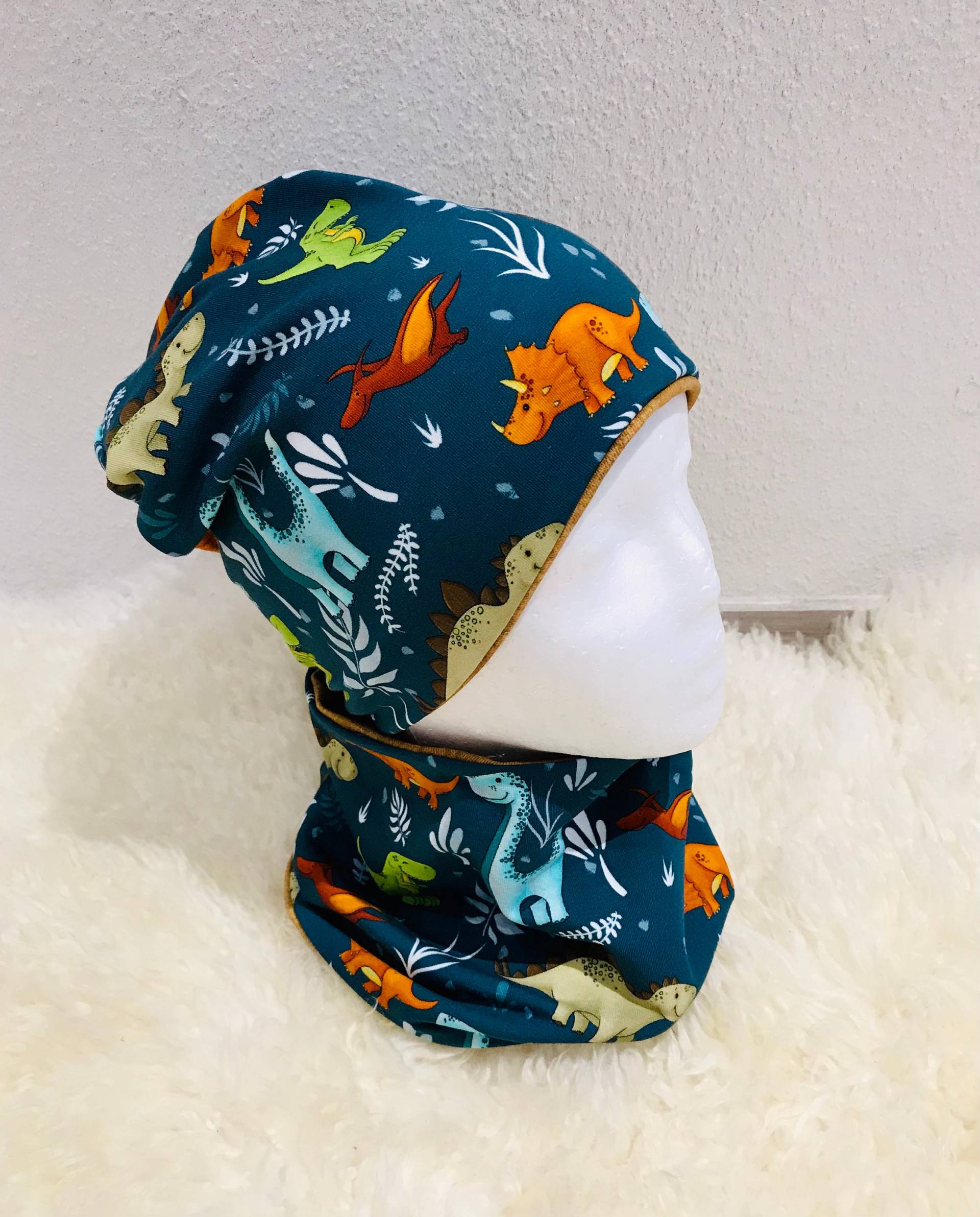 Mütze Und Optionaler Loop Dinosaurier Für Jungs von PiepundMatz