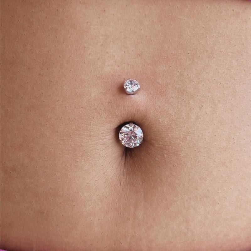 14G Titan Ring Mit Klaren Zirkonia | Bauchnabelpiercing Schmuck von Piercing10