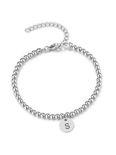 PiercingJak muttertagsgeschenk Armband mit Gravur Damen Perlenarmband Einstellbare Kette Armbänder A-Z Charm Schmuck Personalisierte Geschenke für Freundin Mutter Tochter Schwester Frauen von PiercingJak