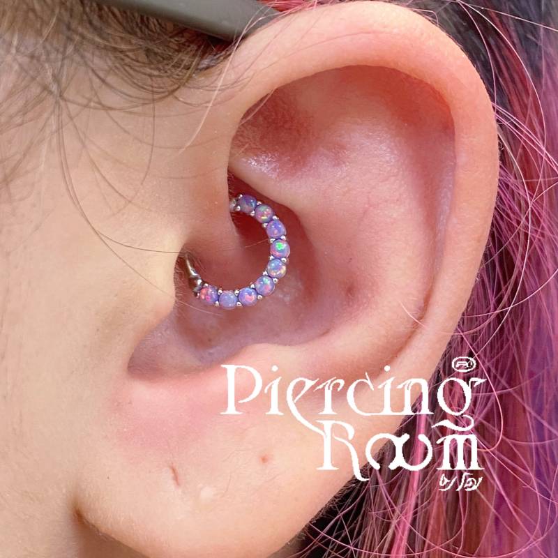 Opal Eternity Clicker Sterling Silber Daith, Septum, Helix Piercing | 1 Stück Opal Eternity Clicker Sterling Silber Daith, Septum, Helix Piercing | 1 Stück von PiercingRoomByJay