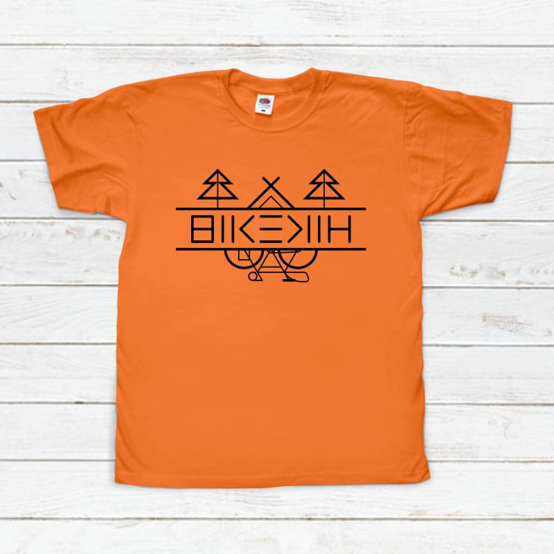 Original T-Shirts Hike Auf Dem Fahrrad. Für Männer von PievaDesign