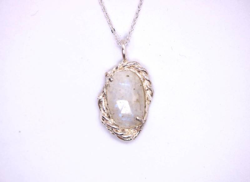 Mondstein Silber Doppelkette von PigeonDynamite