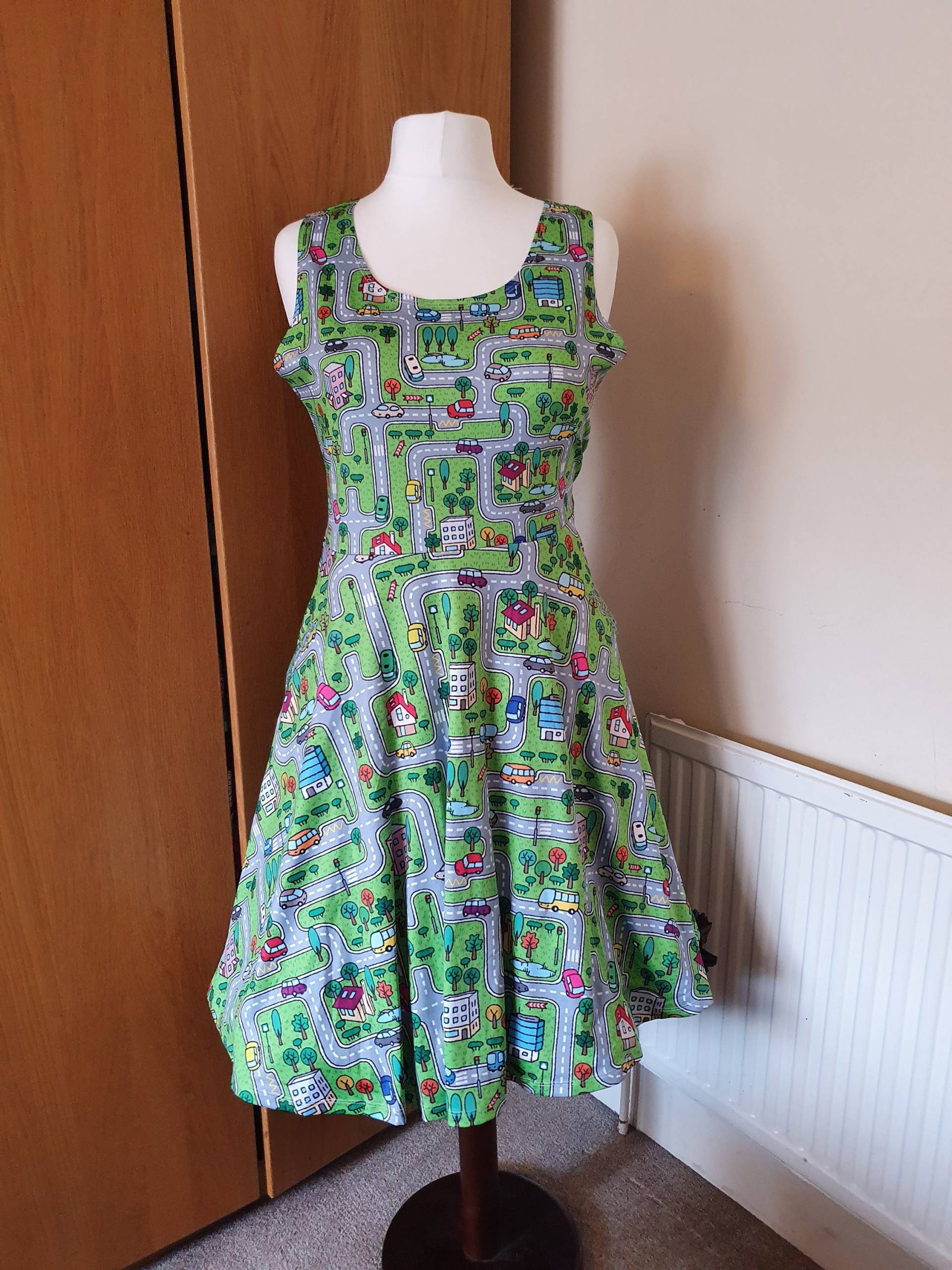 Karten Print Skater Kleid - Größen S - 5xl Plus Size von PigeonoverlordStore