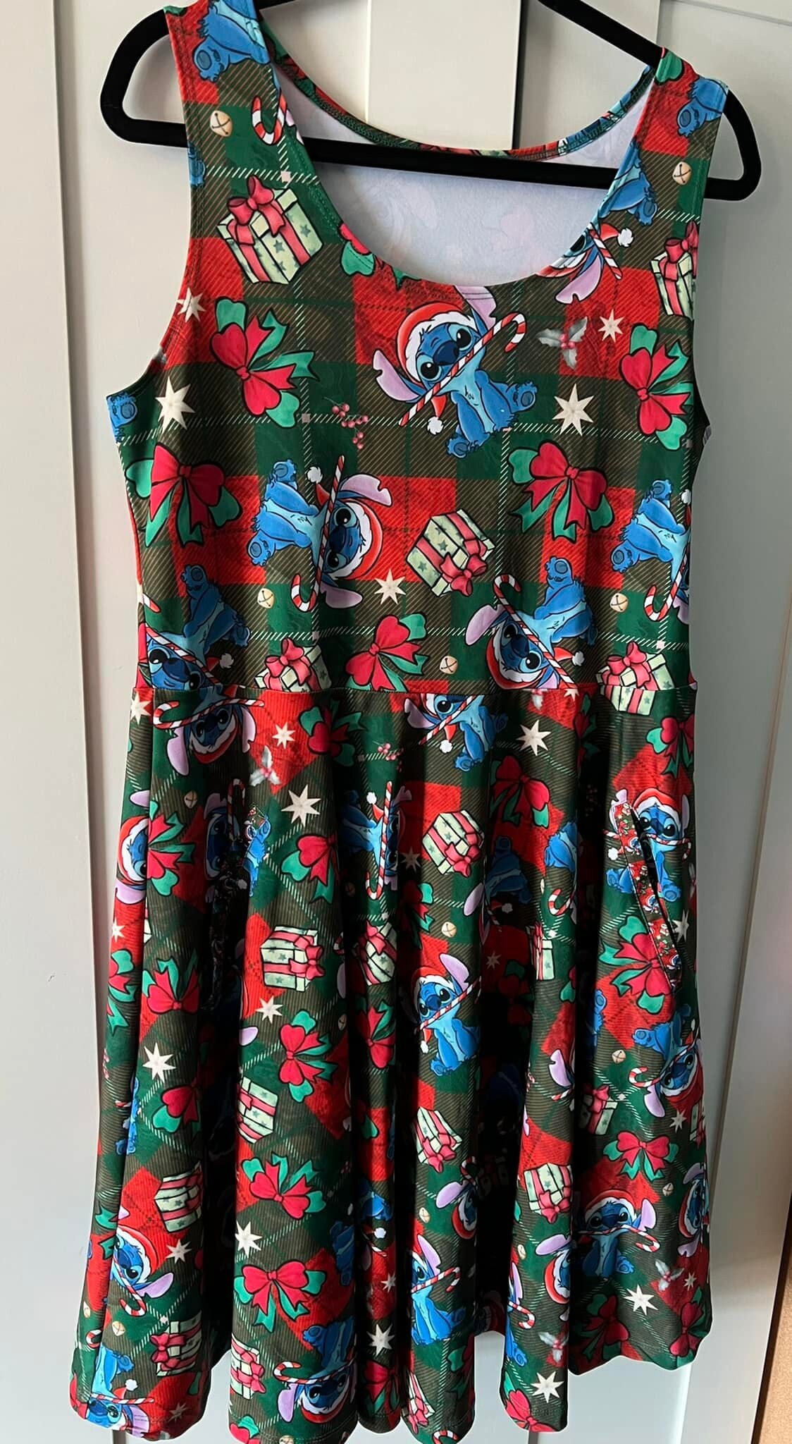Weihnachtlicher Stich Skater Print Kleid Mit Taschen S-5xl Kawaii Kitsch Plus Size von PigeonoverlordStore