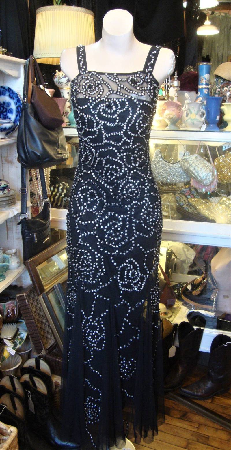 Aiden Mattox Schwarzes Netzkleid Stil Der 30Er Jahre, Größe 0 von Piggleyspassion