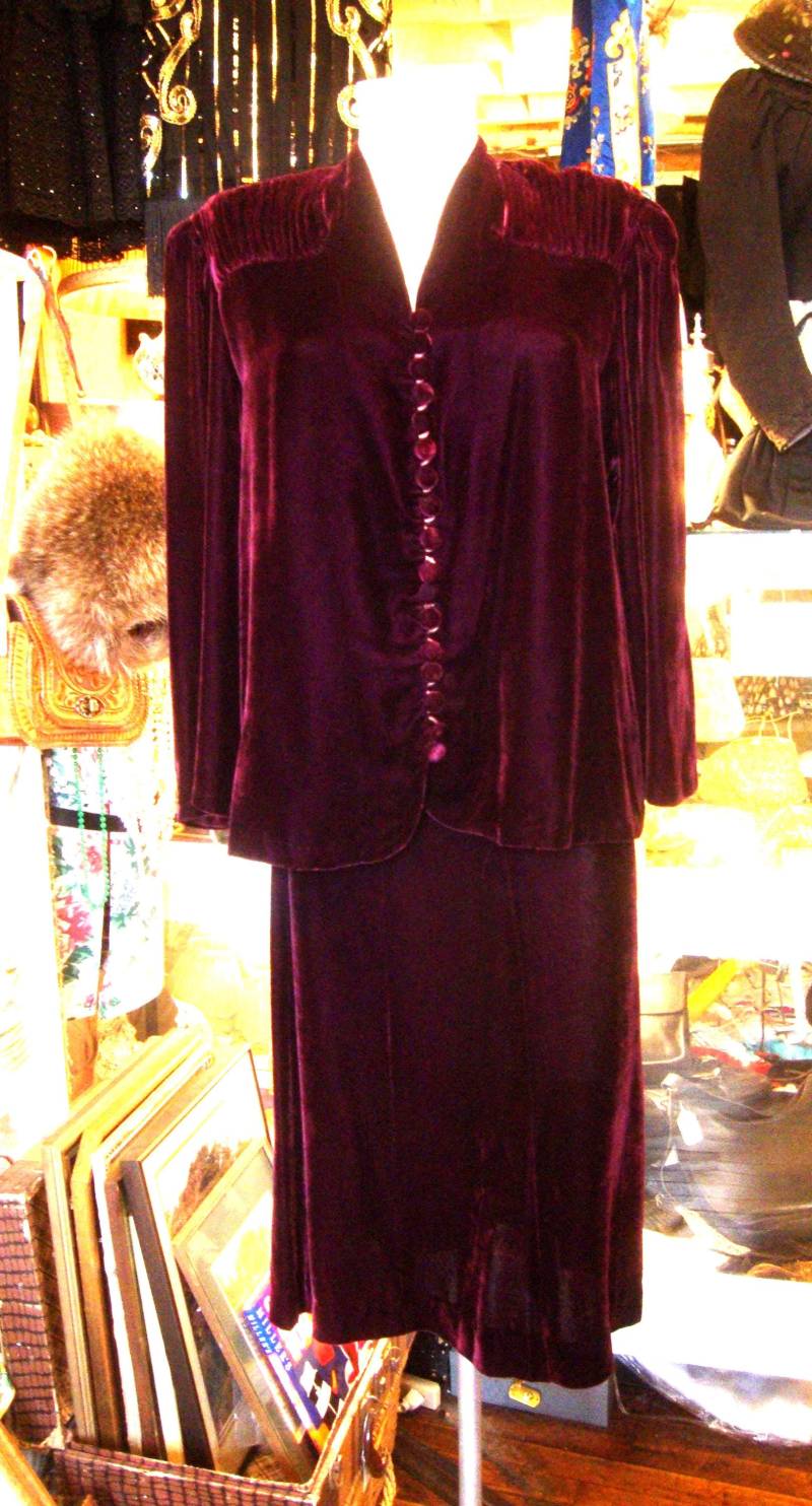 Vintage 1930Er Jahre Samt Kleider Set Weinrot, Wwii Style, Medium/Large von Piggleyspassion