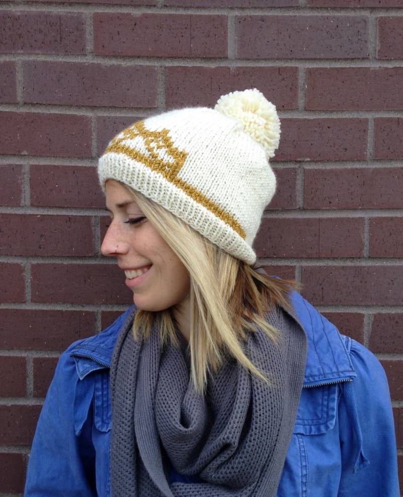 Handgestrickte Prinzessinnen Pom Mütze von Pikeys