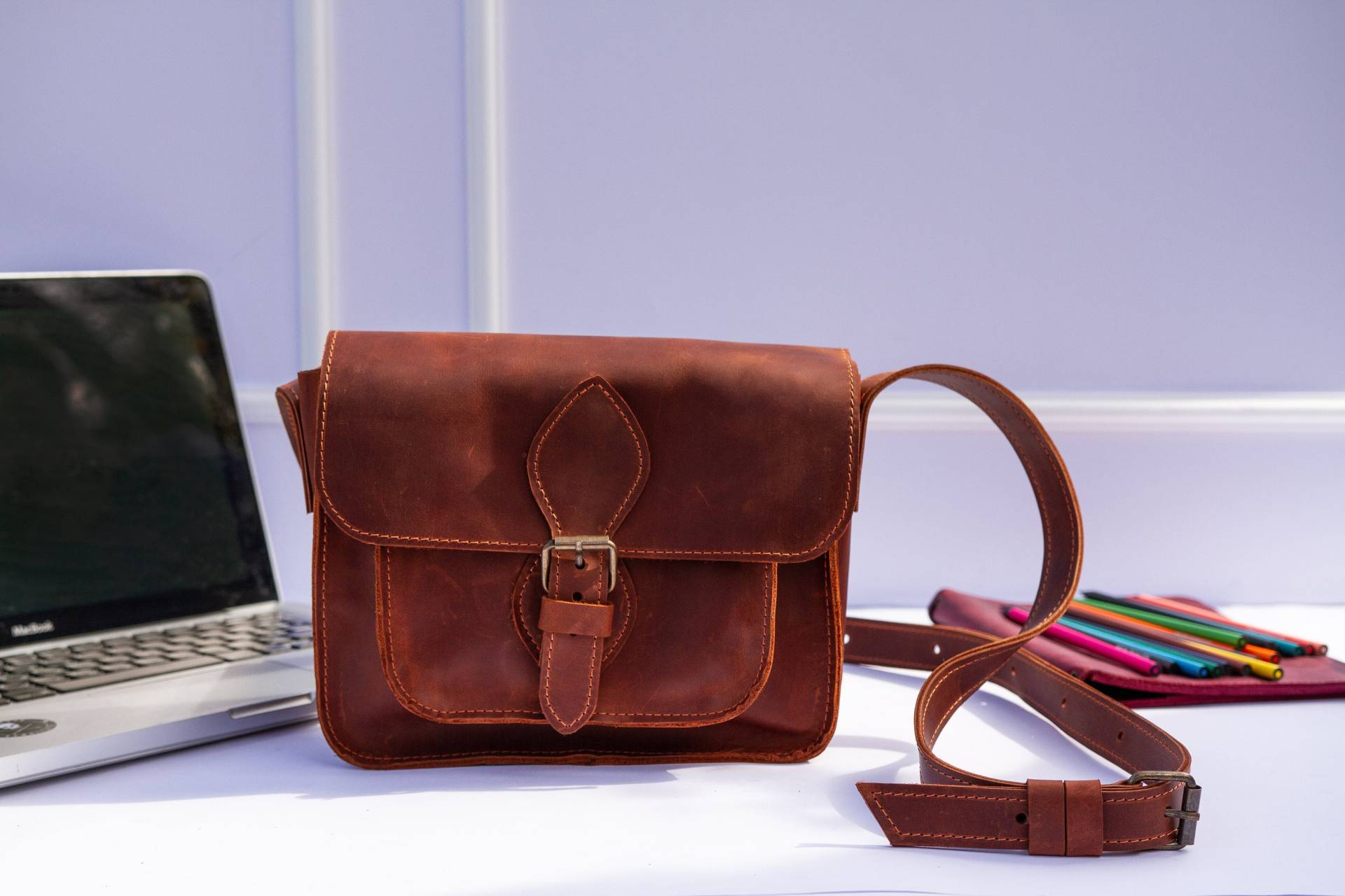 Leder Laptoptasche, Damen Umhängetasche, Kleine Umhängetasche, Leder Umhängetasche Frauen, Leder Umhängetasche, Laptop Frauen von Pikore