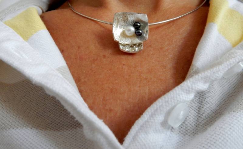 Sehr Ausgefallener Moderner Edel Gearbeiteter 999 Er Silbernahänger von Pilbri