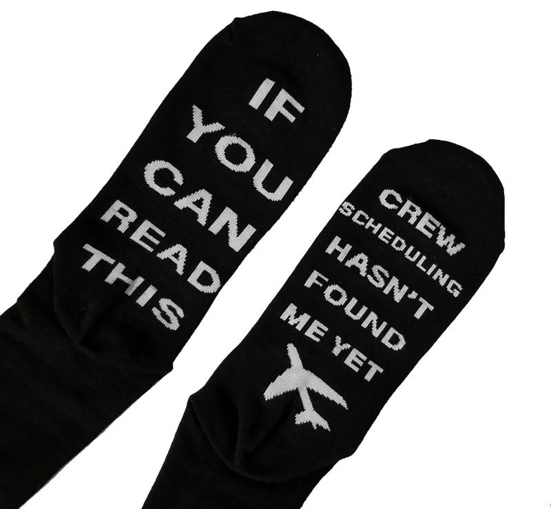 Wenn Sie Dies Lesen Können ... Die Crew Scheduling Hat Mich Noch Nicht Gefunden Airline Uniform Socken | Flieger Modell Frei Wenn Sie Dies Lesen Können ... Die Crew Scheduling Hat Mich Noch Nicht Gefunden Airline Uniform Socken | Flieger Modell Frei von PilotExpressions
