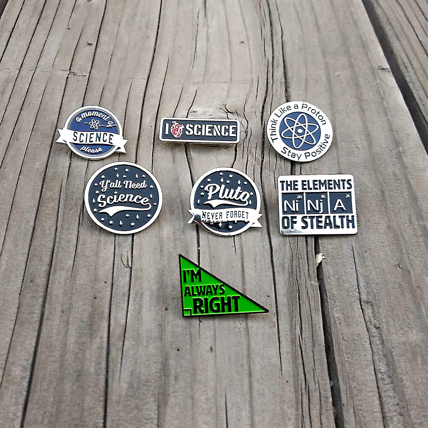 Emaille Pin Set - Wissenschaft Enamel Pins 7 Anstecknadeln Anstecknadel Pluto Nerd Coole Lustige von PinAlchemy