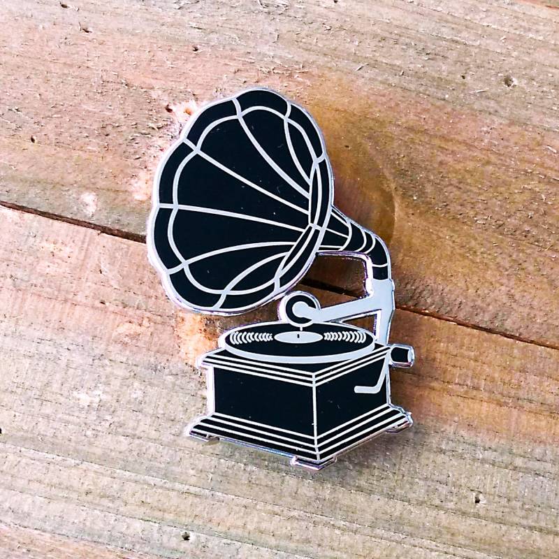 Grammophon Pin - Anstecknadel Retro Musik Emaille Pins Süße von PinAlchemy