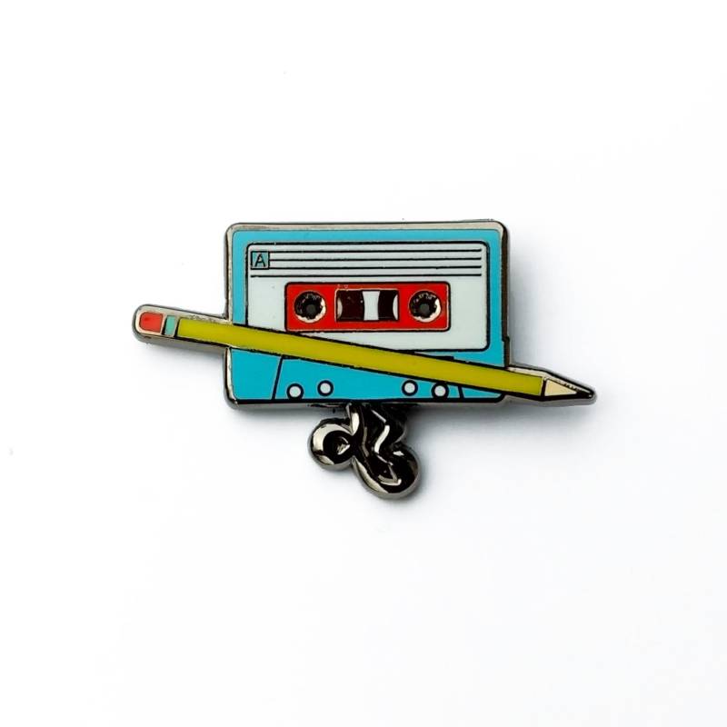 Kassette Tonband Emaille Pin | Retro Musik Anstecknadel Hart-Emaille Hutnadel von PinAlchemy