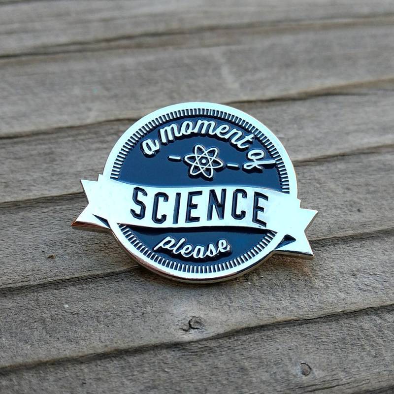 Wissenschaft Emaille Pin Einen Moment Der Bitte | Anstecknadel Witzige Hutnadel von PinAlchemy