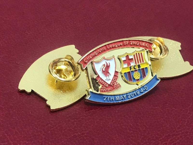 100%-Leder-Lesezeichen 2019 Fussballspiel Gegen Spieler Bittet 112 von PinBadgesIreland