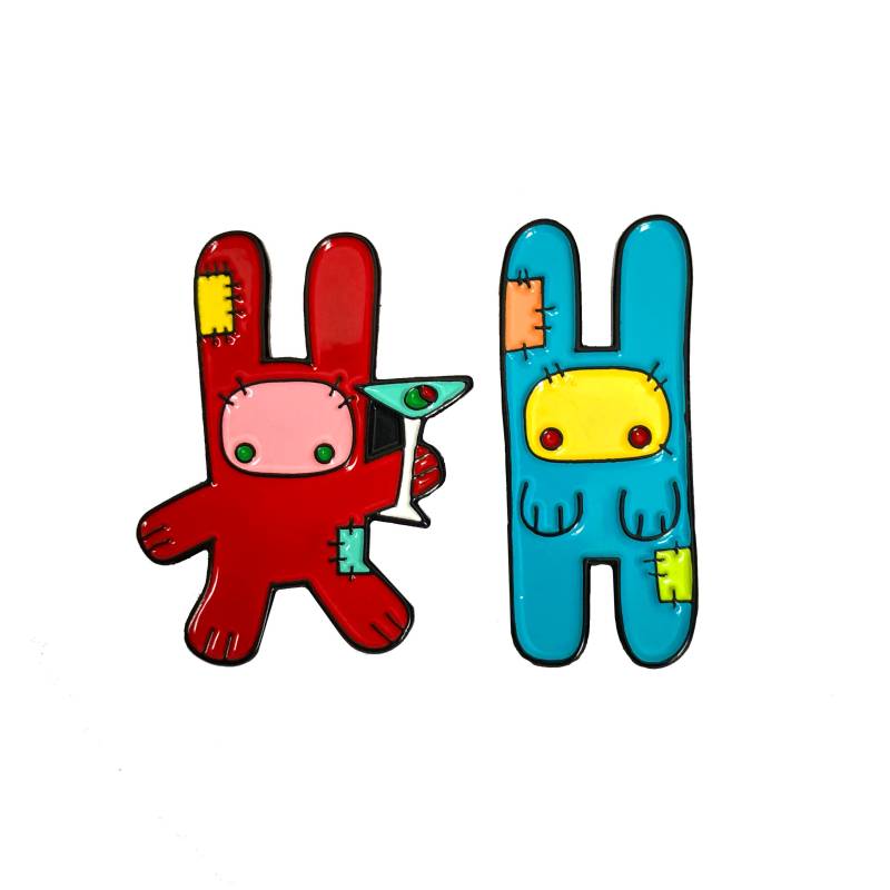 Rot Martini Bunny + Blue Patches Emaille Pin Set | Party Tier Anstecknadeln Mid Century Modern Hutnadel Mcm Retro/Vintage von PinBotShop