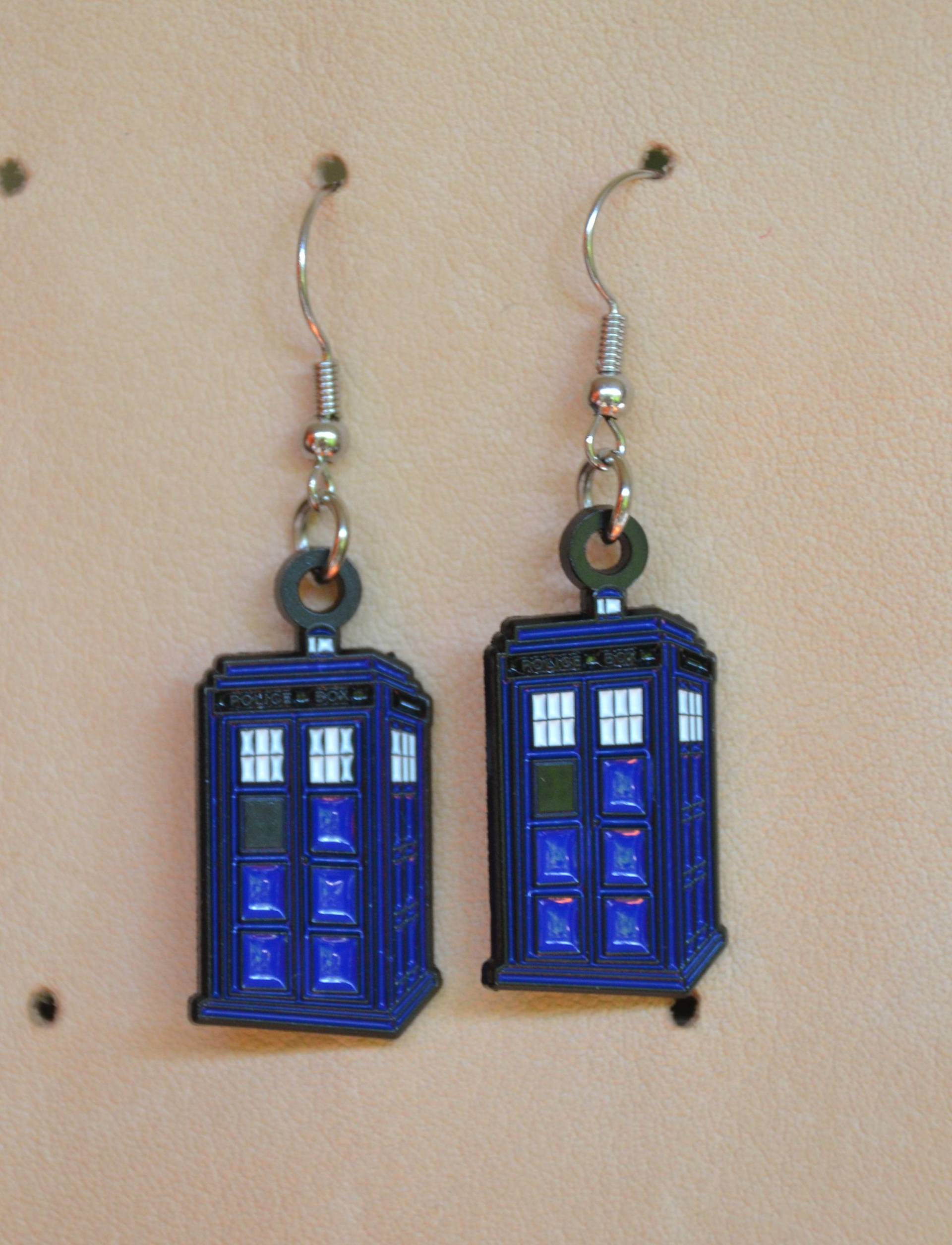 Tardis Earring Set | Max.dim 50mm Dr Who Police Box, Time Machine, Dalek, Cyberman - Enamel Metal Lapel Pin Badge von PinManiaAT